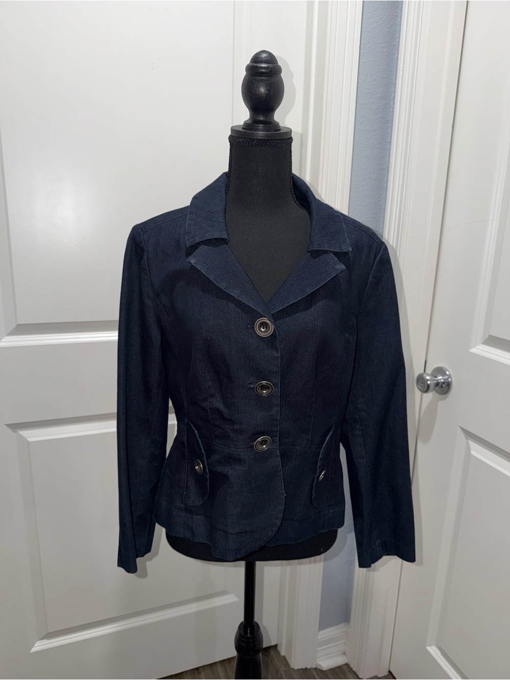 Focus 2000 Women's Dark Navy Button-Front Blazer